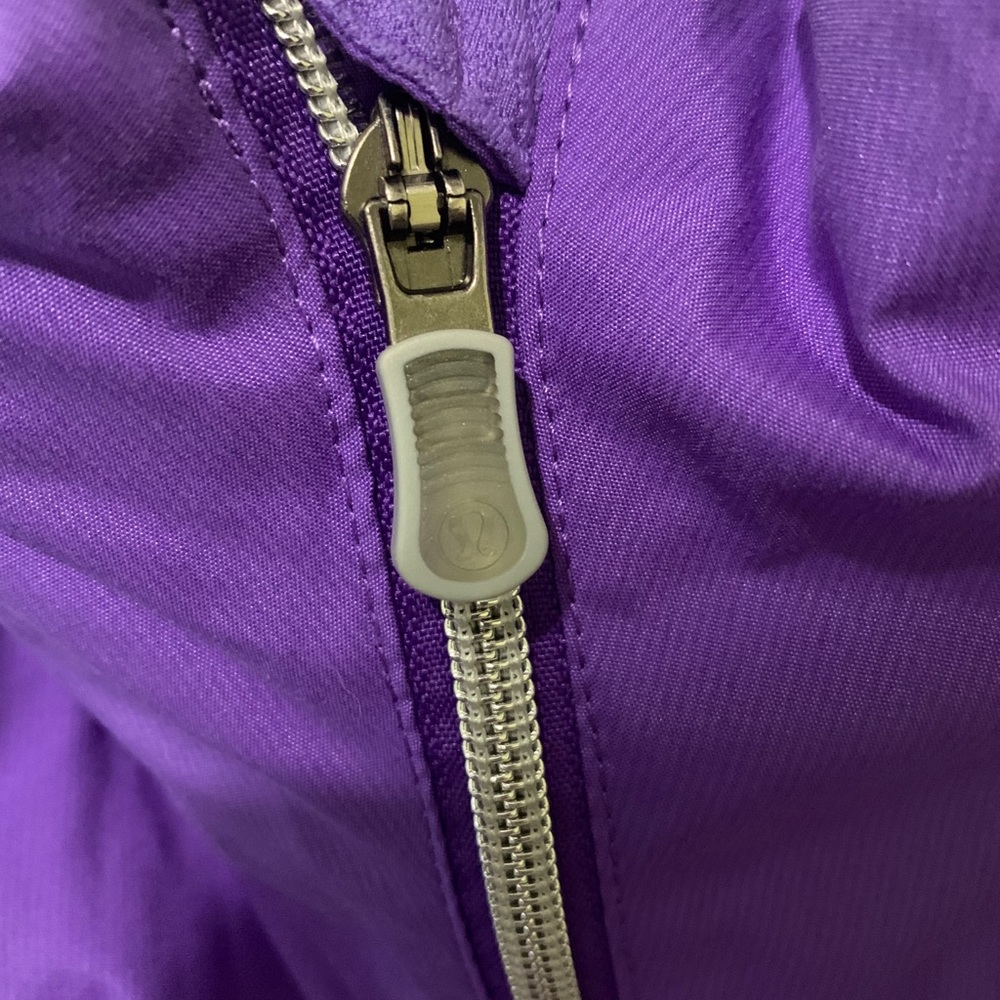 Lululemon Jacket - Picture 4 of 7
